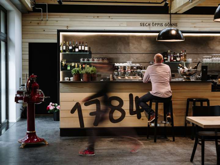  Bistro 1784 in der Markthalle, Bärau